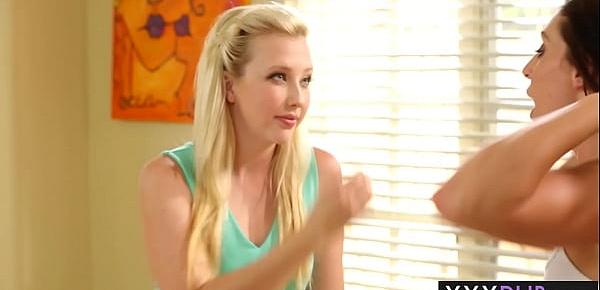 trendsReally hot blonde Samantha Rone experienced fingering by MILF Gracie Glam
